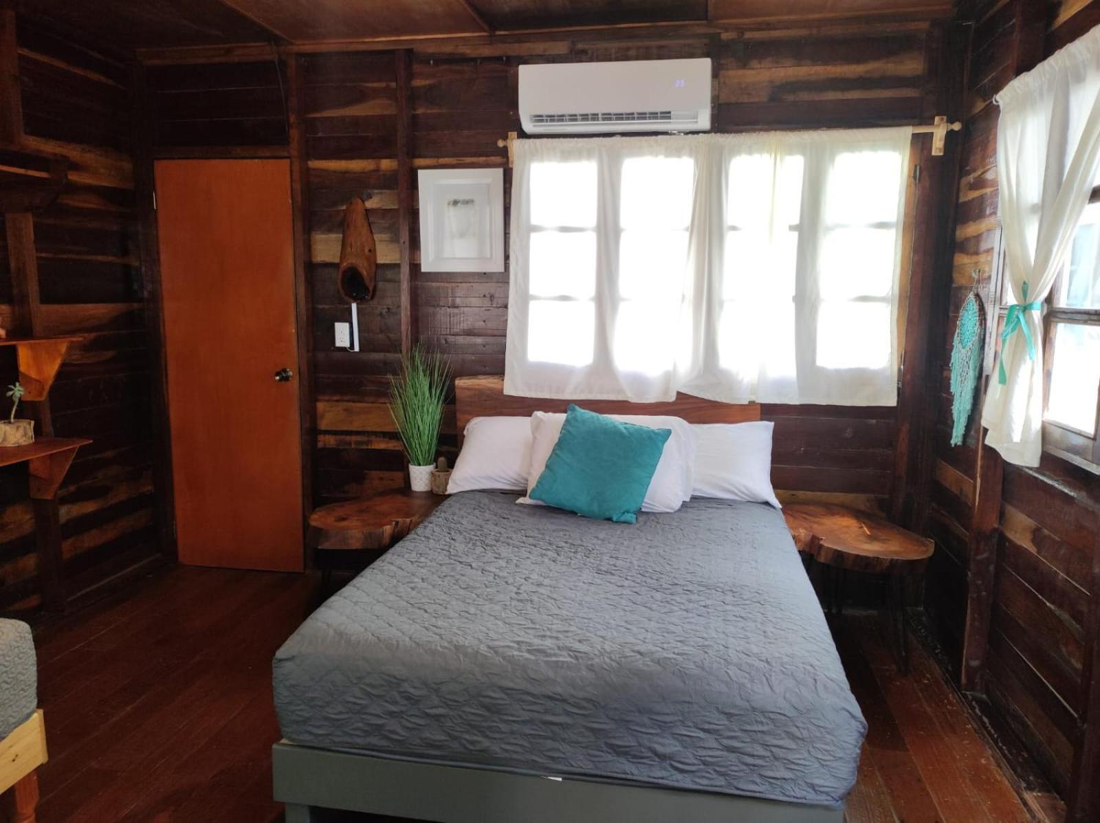 Cabana Con Muelle Privado En La Laguna De 巴卡拉尔 外观 照片